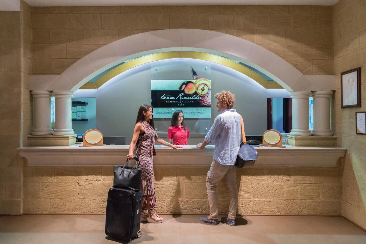 Torre Rinalda Beach Camping & Resort Lecce Eksteriør billede